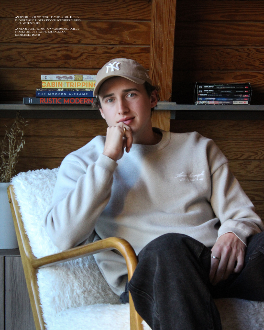 EMBROIDERED HEAVYWEIGHT KNIT SWEATER