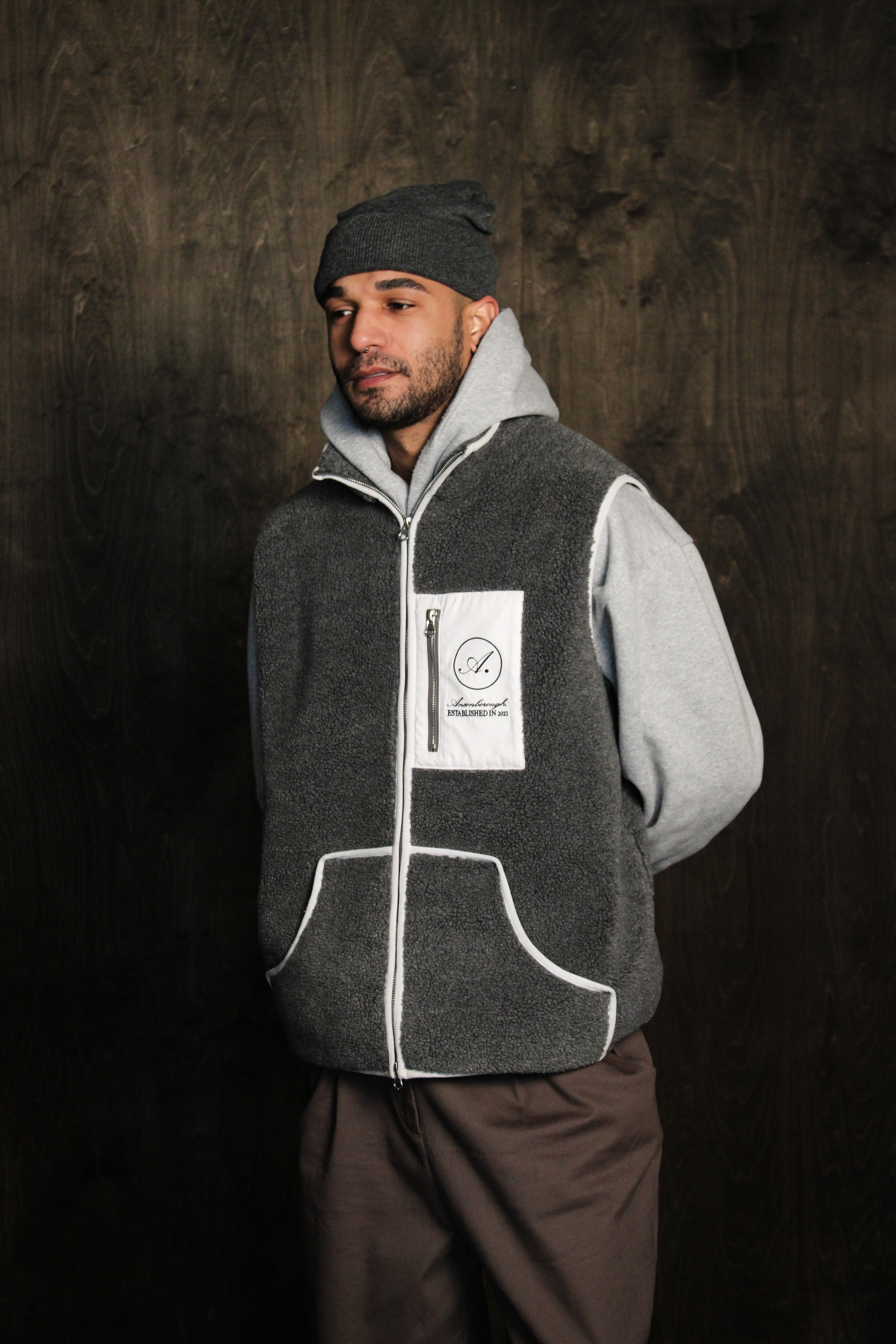 ETIQUETTE NOIRE™ Deep-Pile Fleece Vest