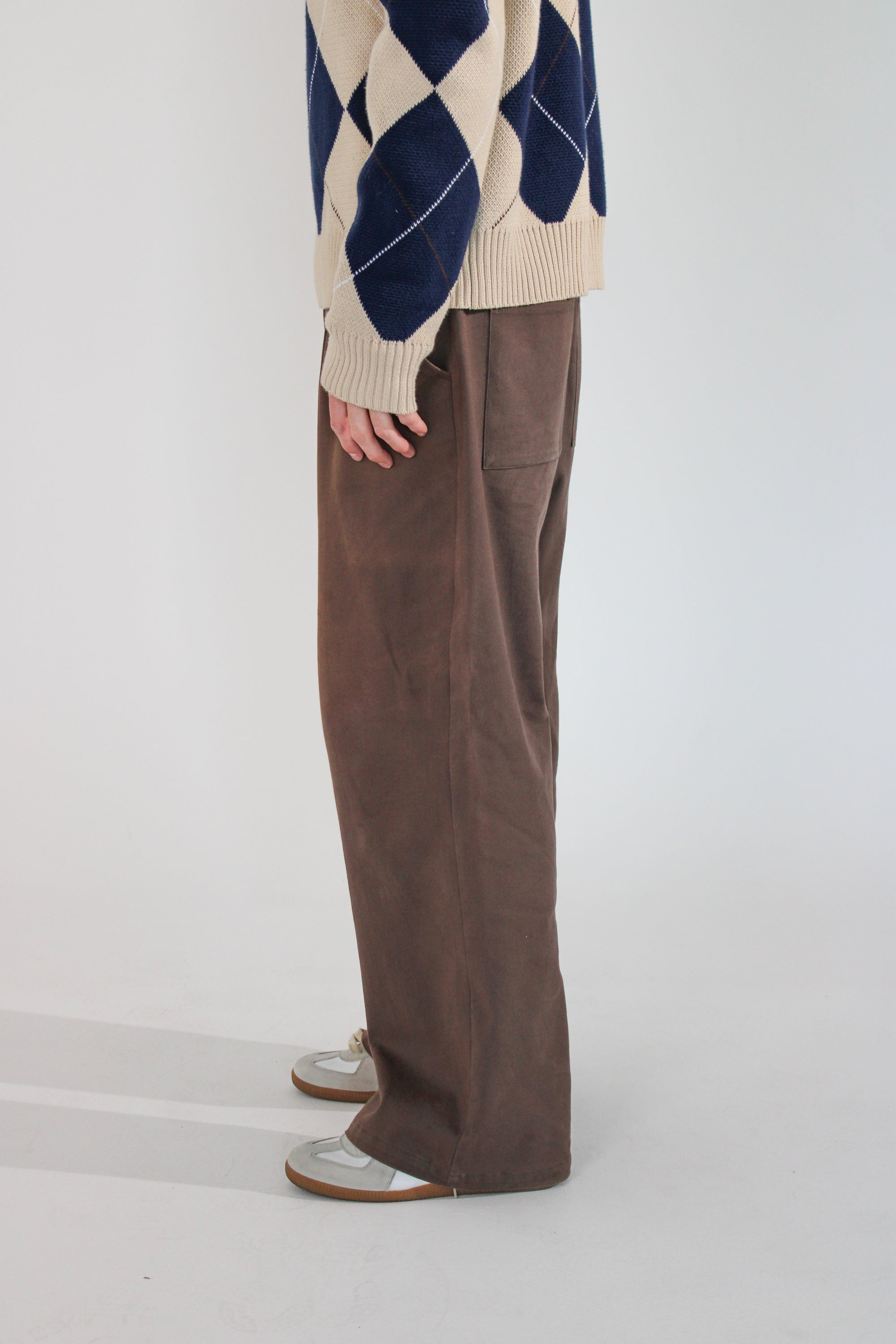 ETIQUETTE NOIRE™ Wide-Fit Pleated Trousers